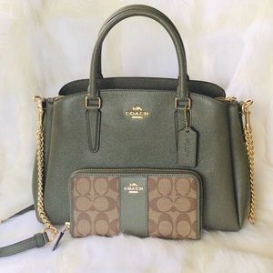 coach sage carryall military green & wallet set